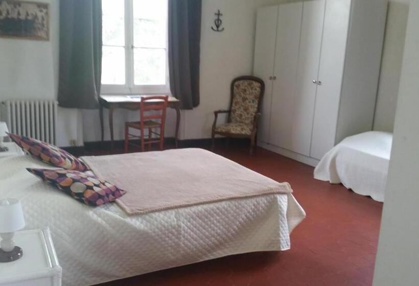 Номер Стандарт Трехместный, Le Mas D Icard