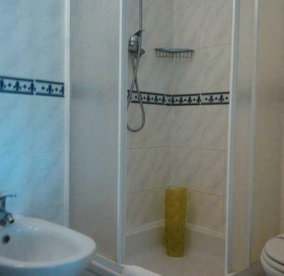 标准三人间, Hospedaria Sãozinha