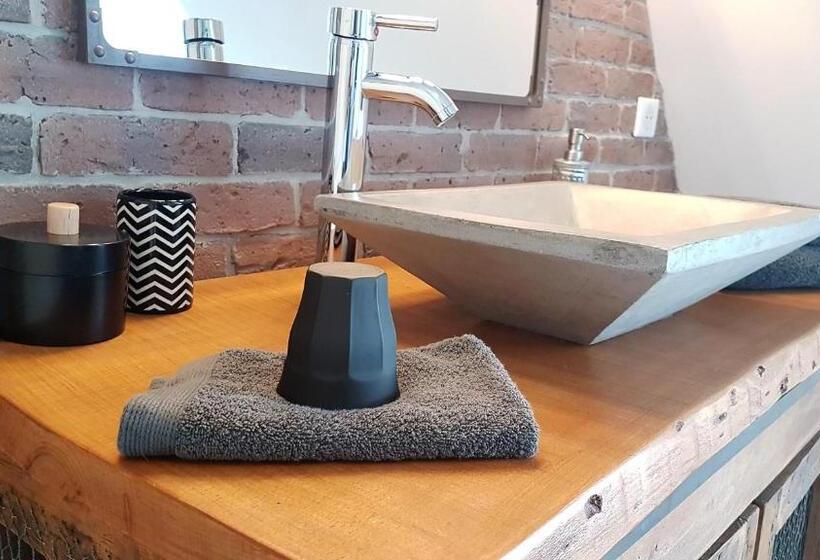 חדר סטנדרט נוף לבריכה, Le Clos Des Etoiles B&b