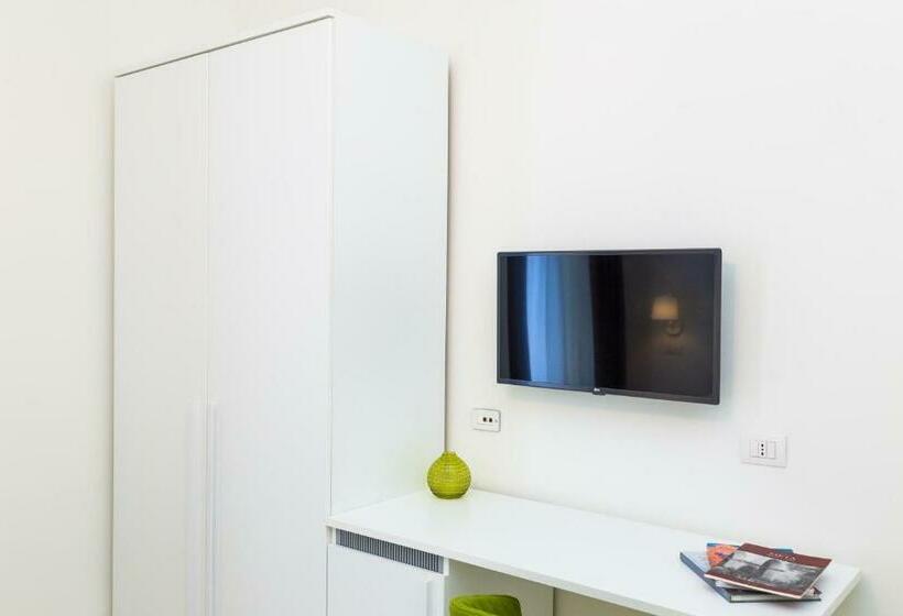 اتاق لوکس سه تخته, Maison Ro