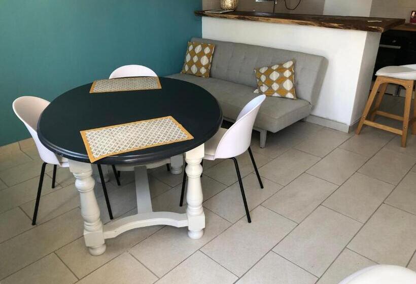 低层单卧公寓, La Fralinette