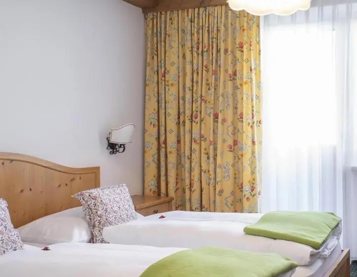 パノラミックビュースタンダードルーム, Pension Katharina,tierfreundlich, Frühstück Ab 5 Uhr Früh