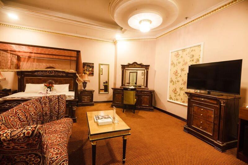 סוויטה, Ewan Hotel Sharjah