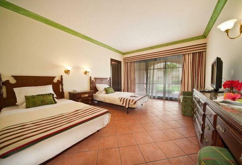 スタンダードトリプルルーム, Ali Baba Palace