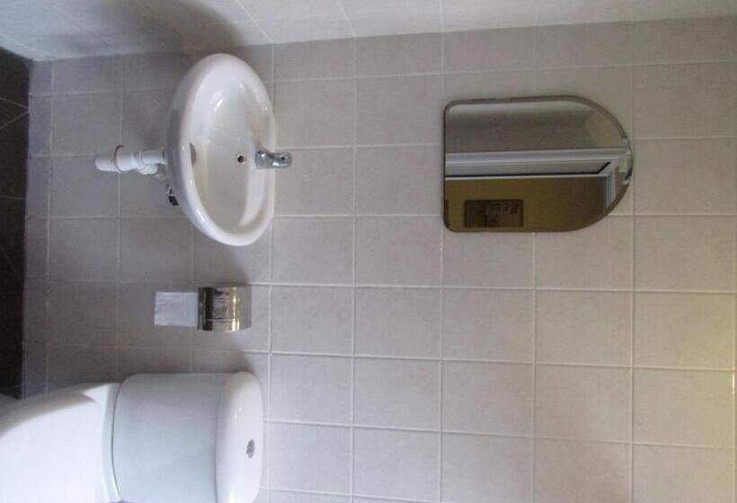 اتاق استاندارد, Asphodel Inn