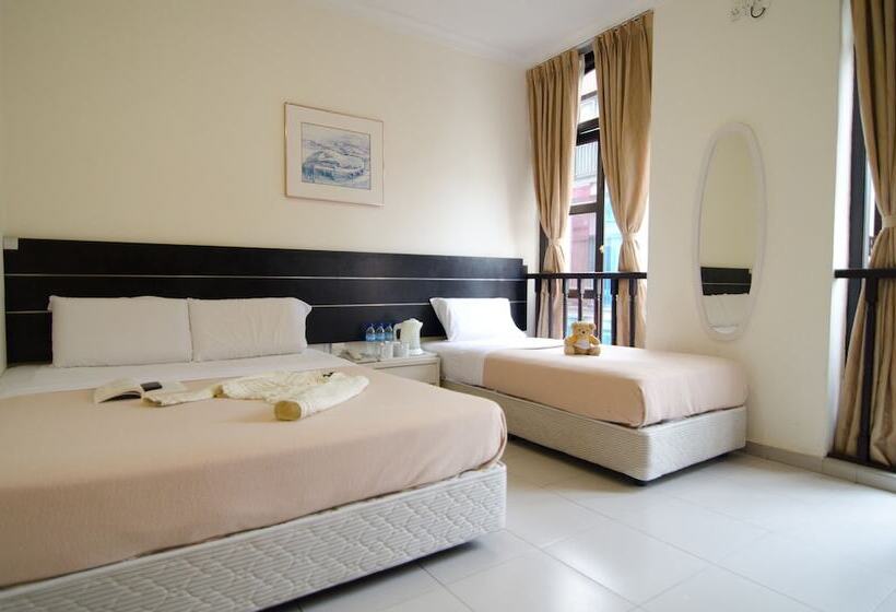 اتاق استاندارد سه نفره, Asphodel Inn