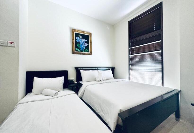 اتاق استاندارد سه نفره, Asphodel Inn