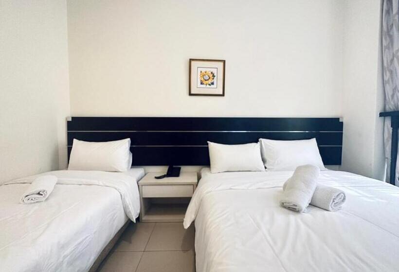 اتاق استاندارد سه نفره, Asphodel Inn