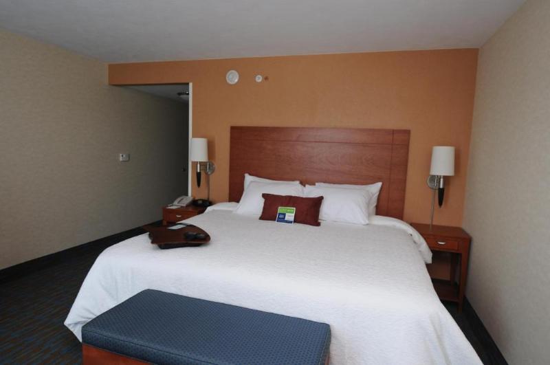 Стандартный Номер Кровать Кинг, Hampton Inn By Hilton Queretaro Tecnologico