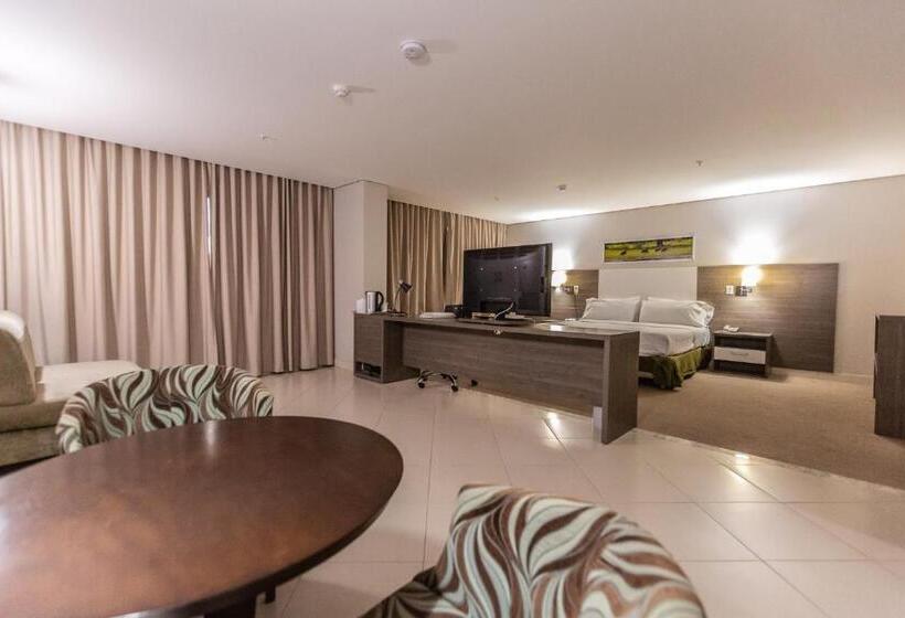 带大床的套房, Inter Cuiaba