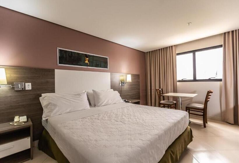 带大床的行政房间, Inter Cuiaba