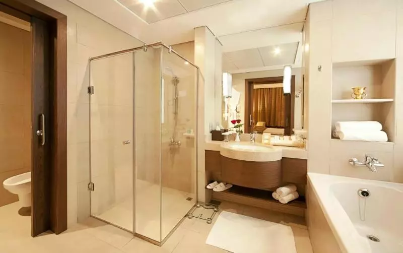 プレミアムスイート, Oaks Liwa Executive Suites