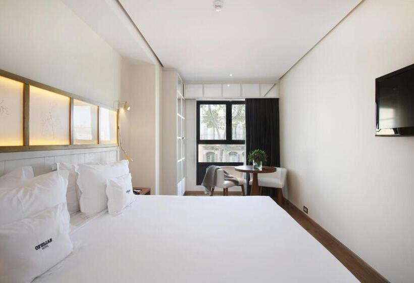 Номер Стандарт Трехместный, Ofelias Hotel 4sup By Bondia Hotel Group