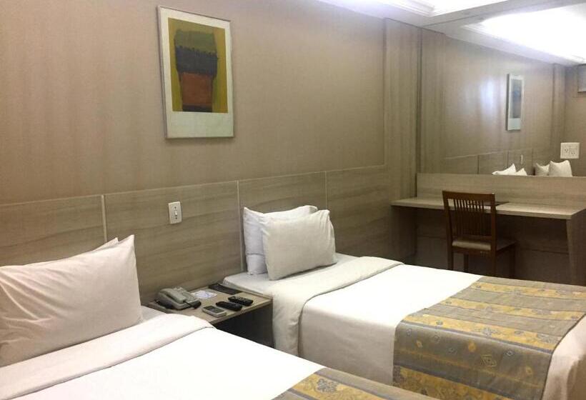 חדר דלוקס, Plaza Bittar