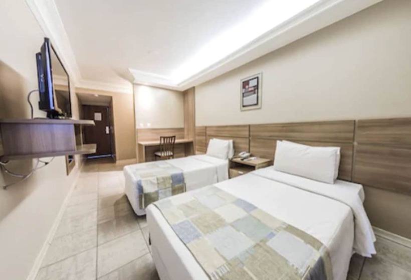 חדר דלוקס יחיד, Plaza Bittar