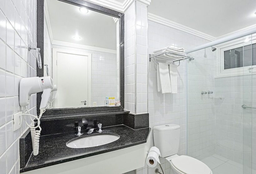 اتاق استاندارد سه نفره, Slim São Paulo Congonhas