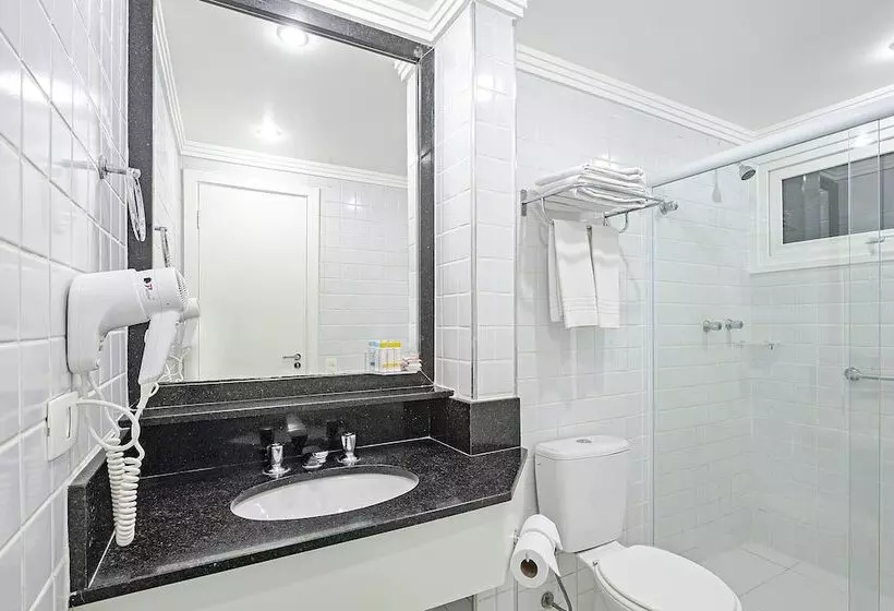 اتاق استاندارد سه نفره, Slim São Paulo Congonhas