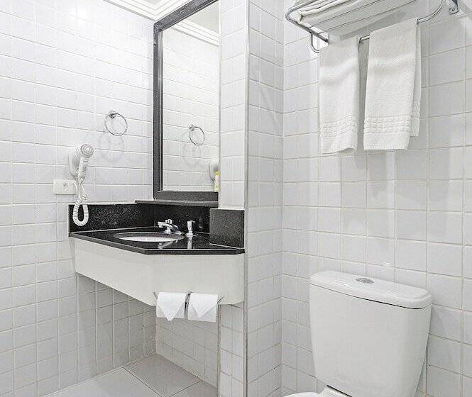 اتاق استاندارد سه نفره, Slim São Paulo Congonhas