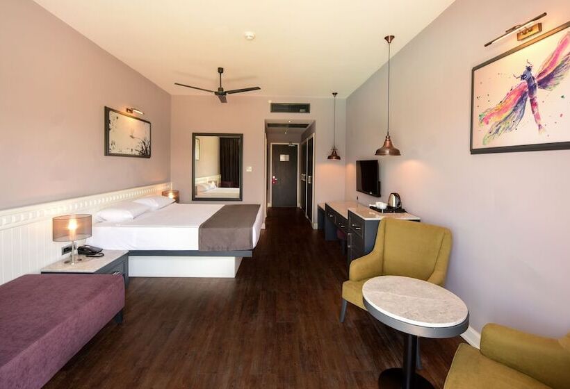 Номер Стандарт Вид на Бассейн, Jiva Beach Resort All Inclusive