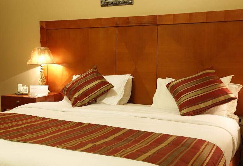 Люкс 3 Спальни, Landmark Suites Jeddah