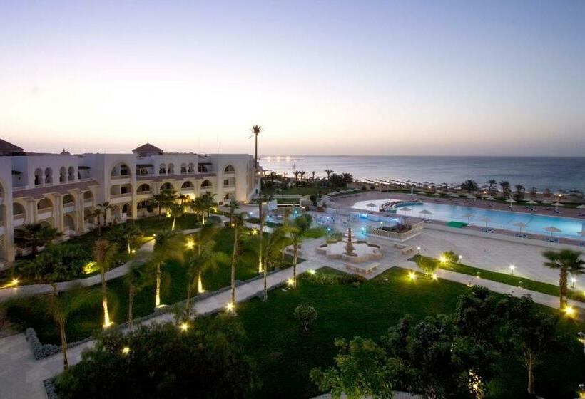 اتاق لوکس با چشمانداز دریا, Old Palace Resort Sahl Hasheesh