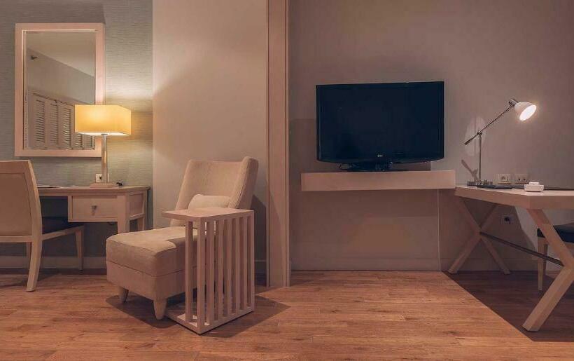 کلبه ییلاقی, Old Palace Resort Sahl Hasheesh