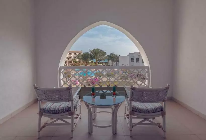 کلبه ییلاقی, Old Palace Resort Sahl Hasheesh