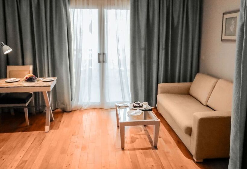 کلبه ییلاقی, Old Palace Resort Sahl Hasheesh