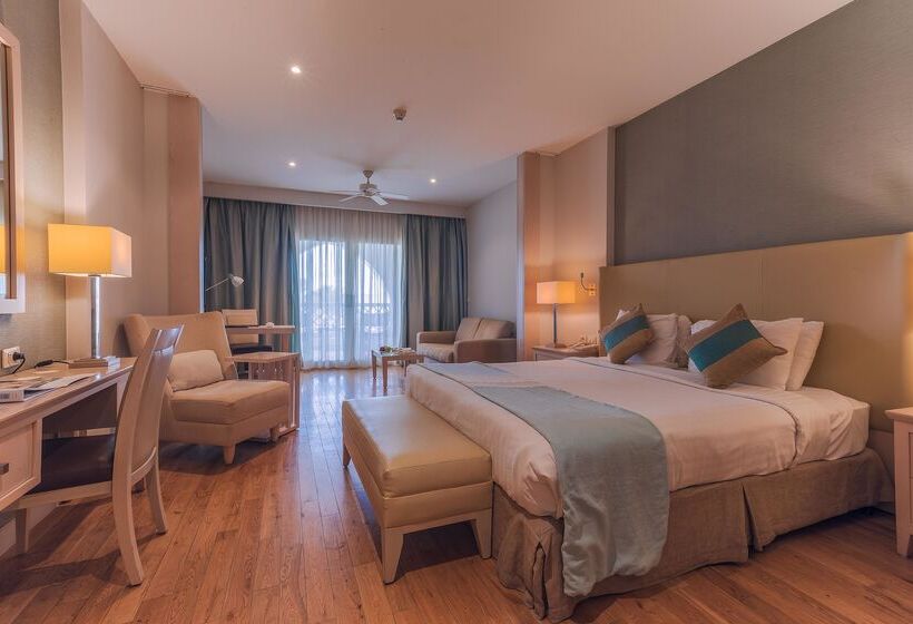 کلبه ییلاقی, Old Palace Resort Sahl Hasheesh