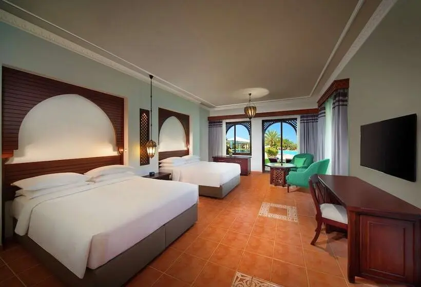 اتاق خانوادگی با چشم‌انداز استخر, Rixos Al Mairid Ras Al Khaimah
