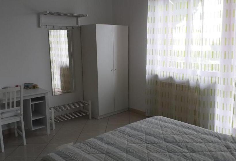 חדר סטנדרט, I Sogni Di Morfeo