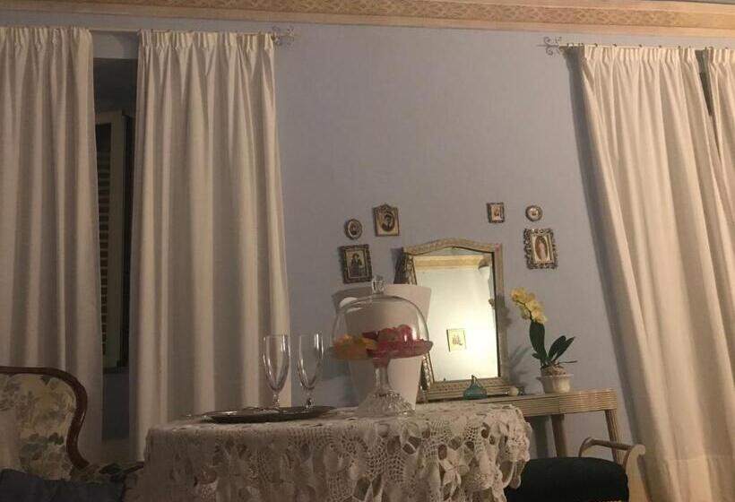 חדר דלוקס, Palazzo De Fabritiis