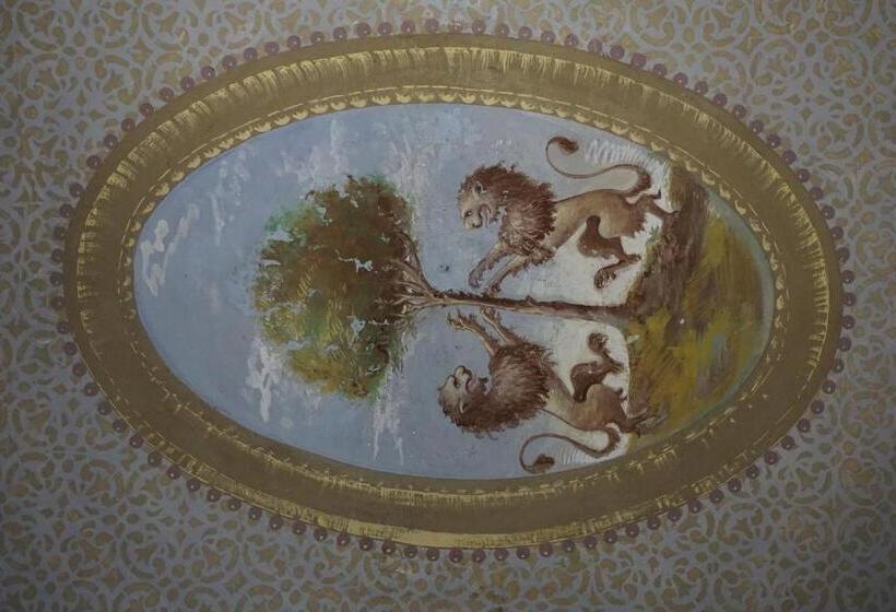 חדר סופריור, Palazzo De Fabritiis