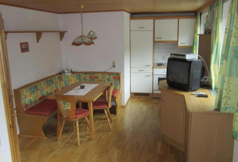 דירת חדר, Kocherhof