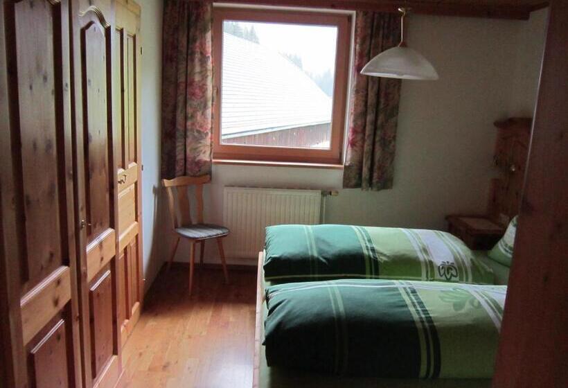 דירת חדר, Kocherhof