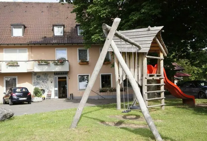 スタンダードトリプルルーム, Landgasthof Paradies