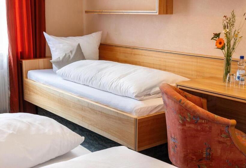 חדר סטנדרט לשלושה, Landgasthof Paradies