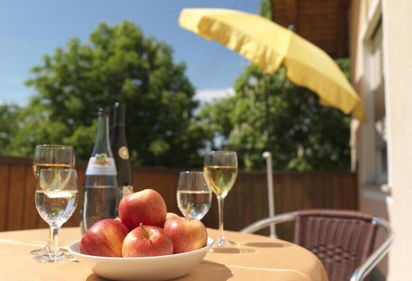 חדר סטנדרט עם מרפסת, Landgasthof Paradies