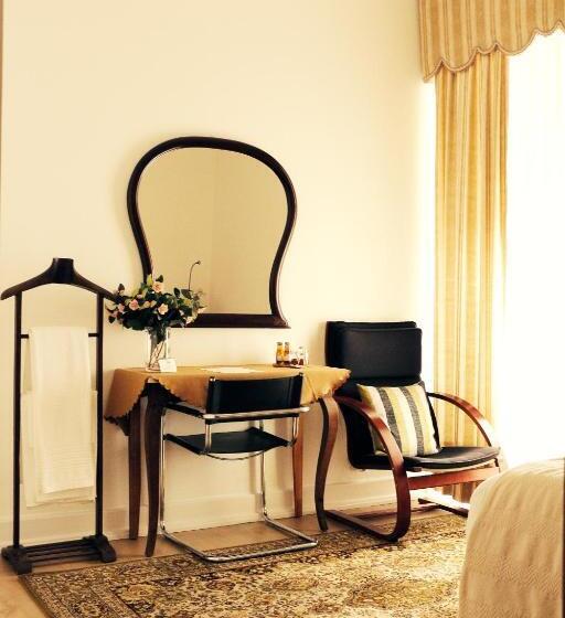 اتاق استاندارد, 6/4 De Sado