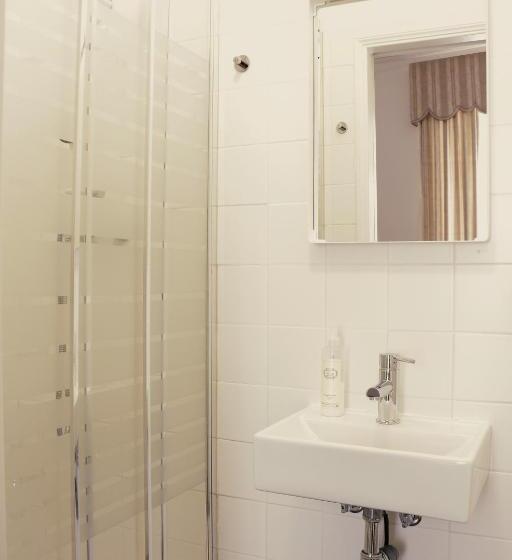 اتاق استاندارد, 6/4 De Sado