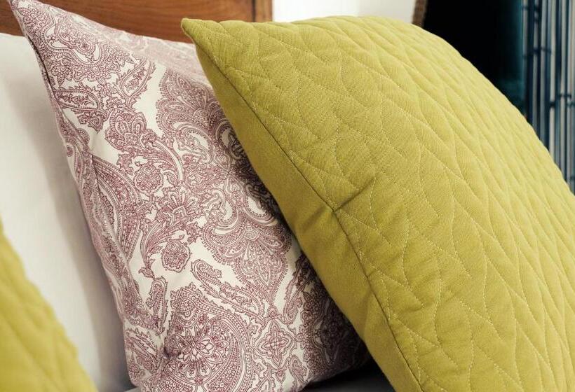 اتاق استاندارد, 6/4 De Sado