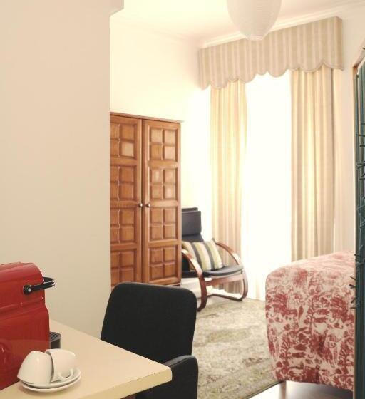 اتاق استاندارد, 6/4 De Sado