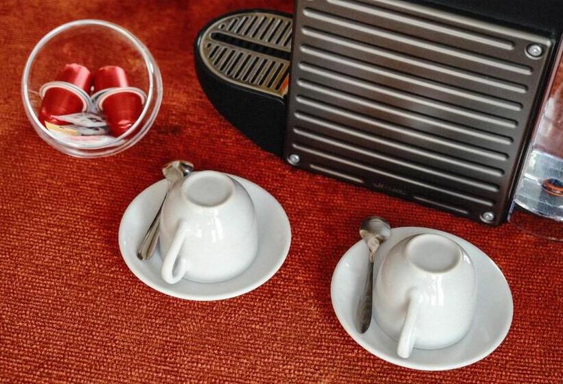 مجموعه ویستا شهر, 6/4 De Sado