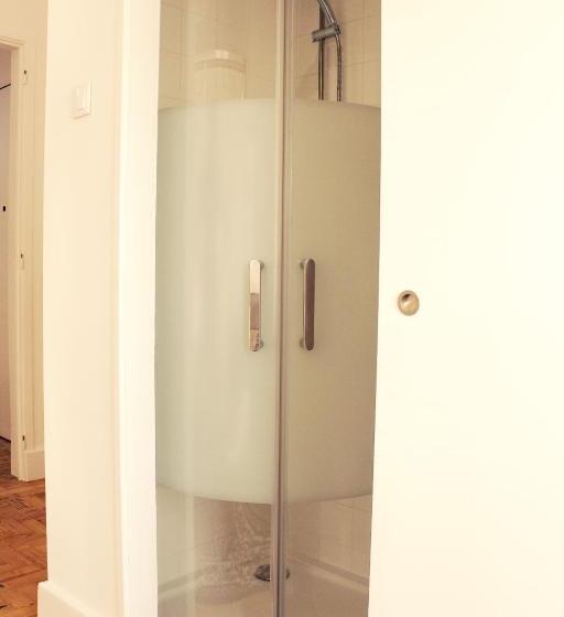 سوییت دوبلکس, 6/4 De Sado