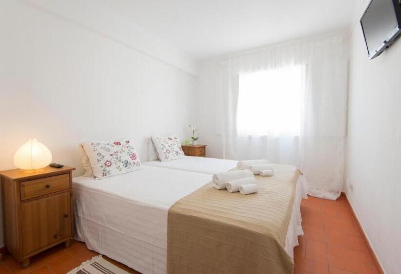 Standard room with outdoor bath, Blue Guide Milfontes