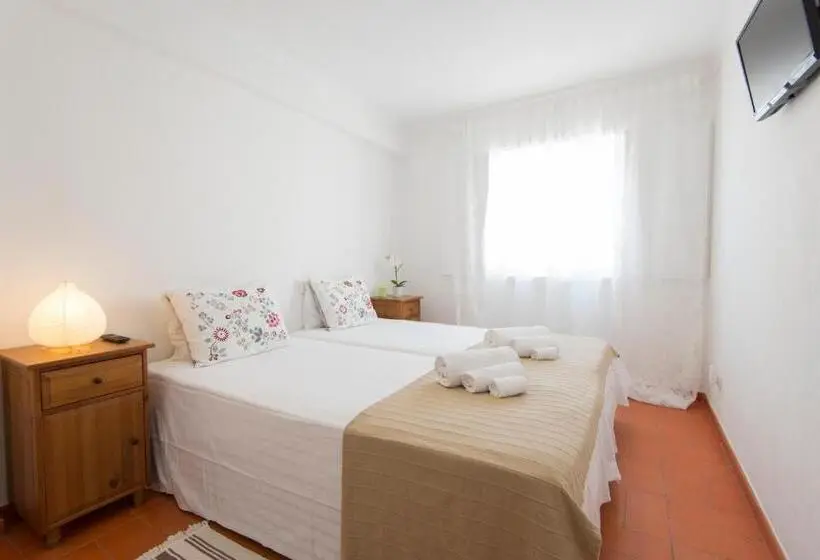 Standard room with outdoor bath, Blue Guide Milfontes