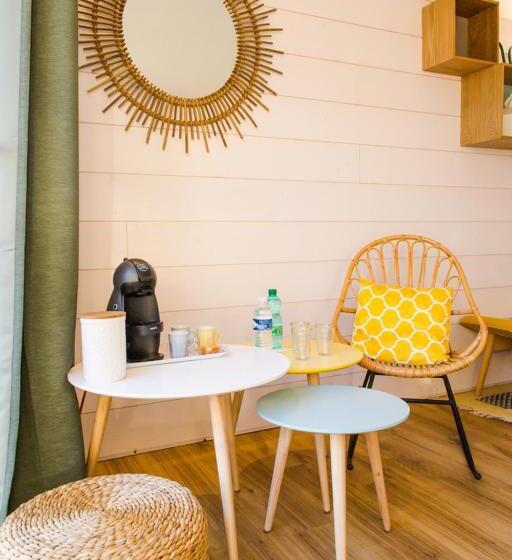 בקתת סופריור בת חדר 1, La Carri Air