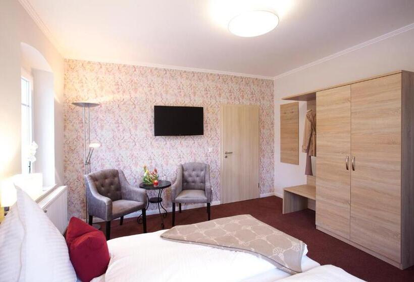 Номер Стандарт, Pension Kalinde