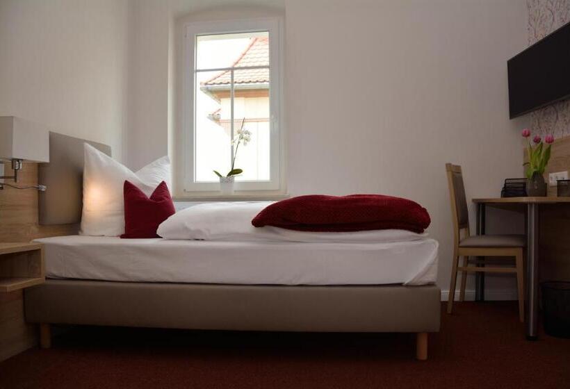 Номер Стандарт Индивидуальный, Pension Kalinde