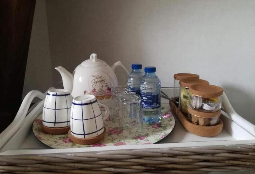 带大床的标准间, La Maison Bleue